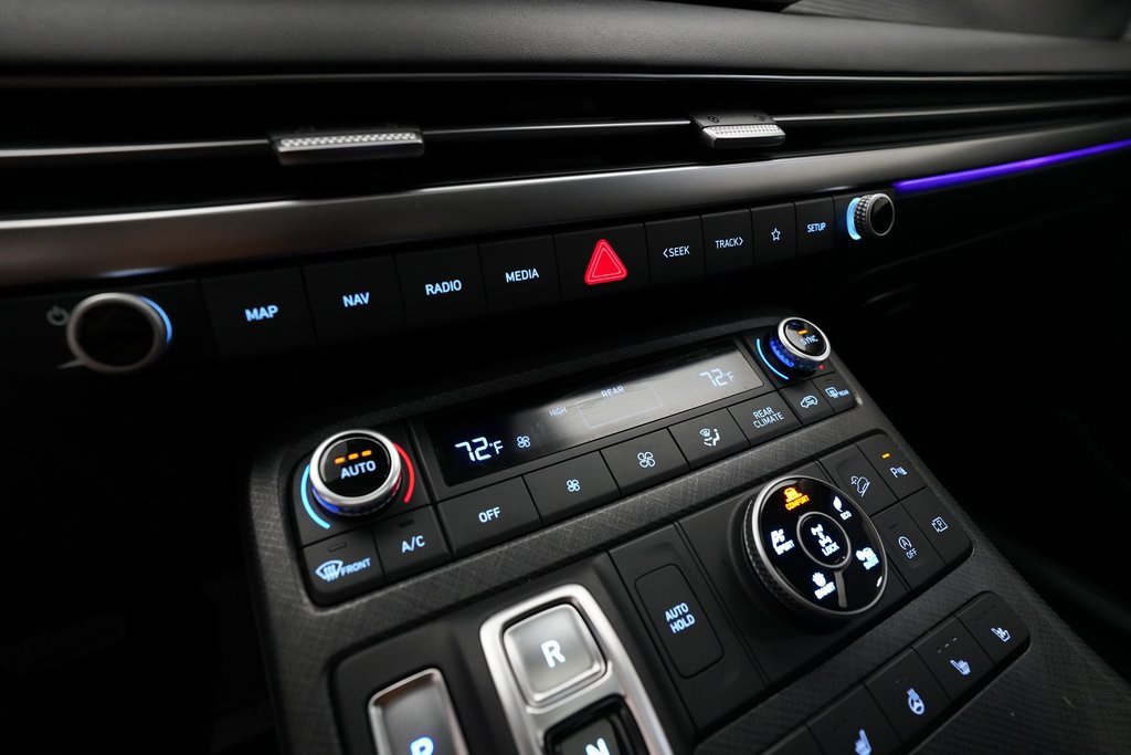 Used 2024 Hyundai Palisade Limited image 21