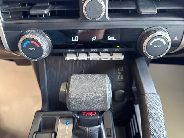 Used 2024 Toyota Tacoma TRD Off-Road AWD/4WD image 20