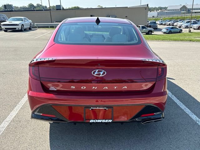Used 2023 Hyundai Sonata SEL FWD image 4
