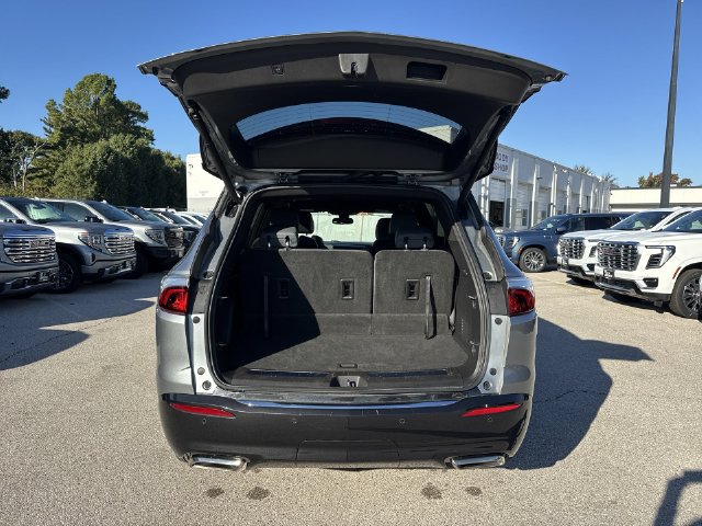 Used 2024 Buick Enclave Essence w/ Sport Touring Edition FWD image 24
