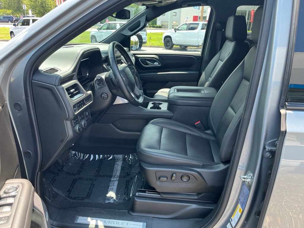 Used 2024 Chevrolet Tahoe Z71 w/ Luxury Package AWD/4WD image 51