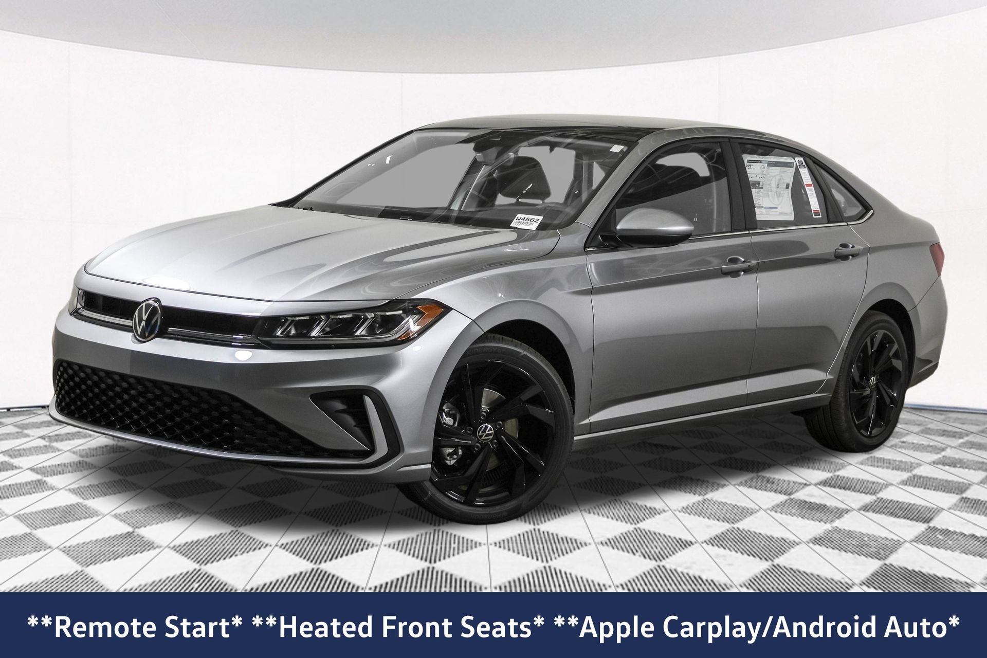 Used 2026 Volkswagen Jetta SE FWD image 2