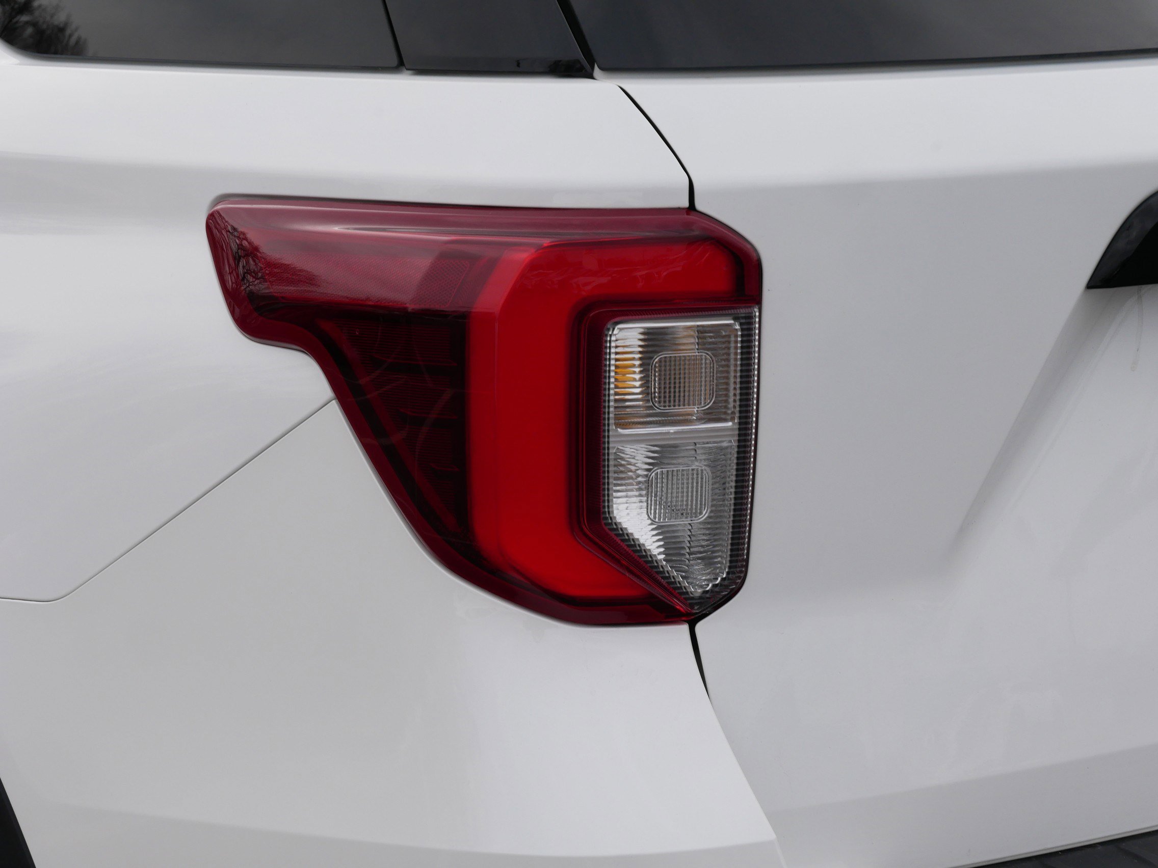 Used 2020 Ford Explorer ST AWD/4WD image 17