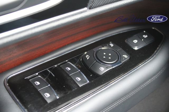 Used 2024 Lincoln Navigator Premiere image 22