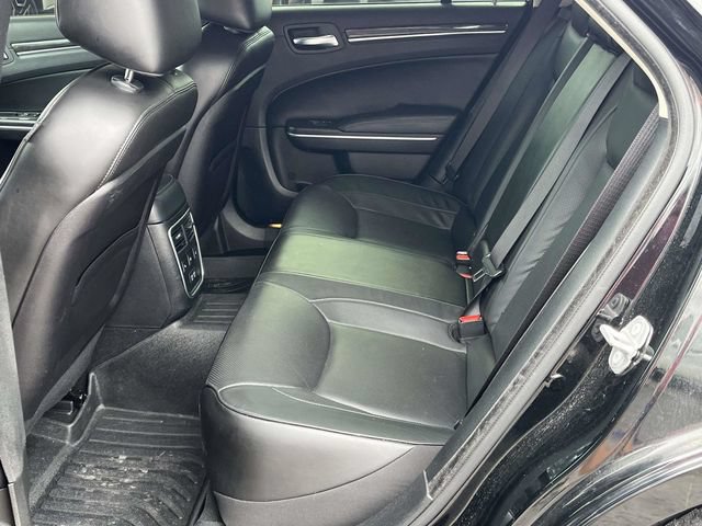 Used 2023 Chrysler 300 Touring L w/ Comfort Group RWD image 15