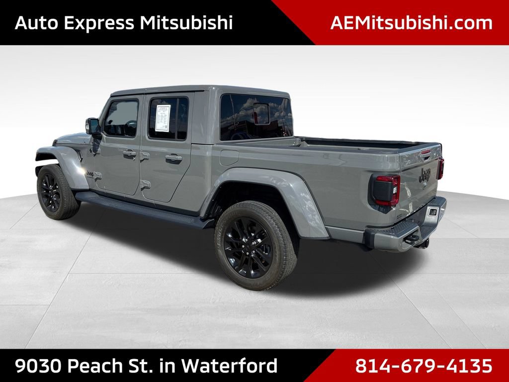 Used 2022 Jeep Gladiator Overland AWD/4WD image 5