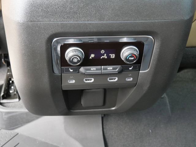 Used 2023 Chevrolet Suburban Premier w/ Advanced Technology Package AWD/4WD image 16
