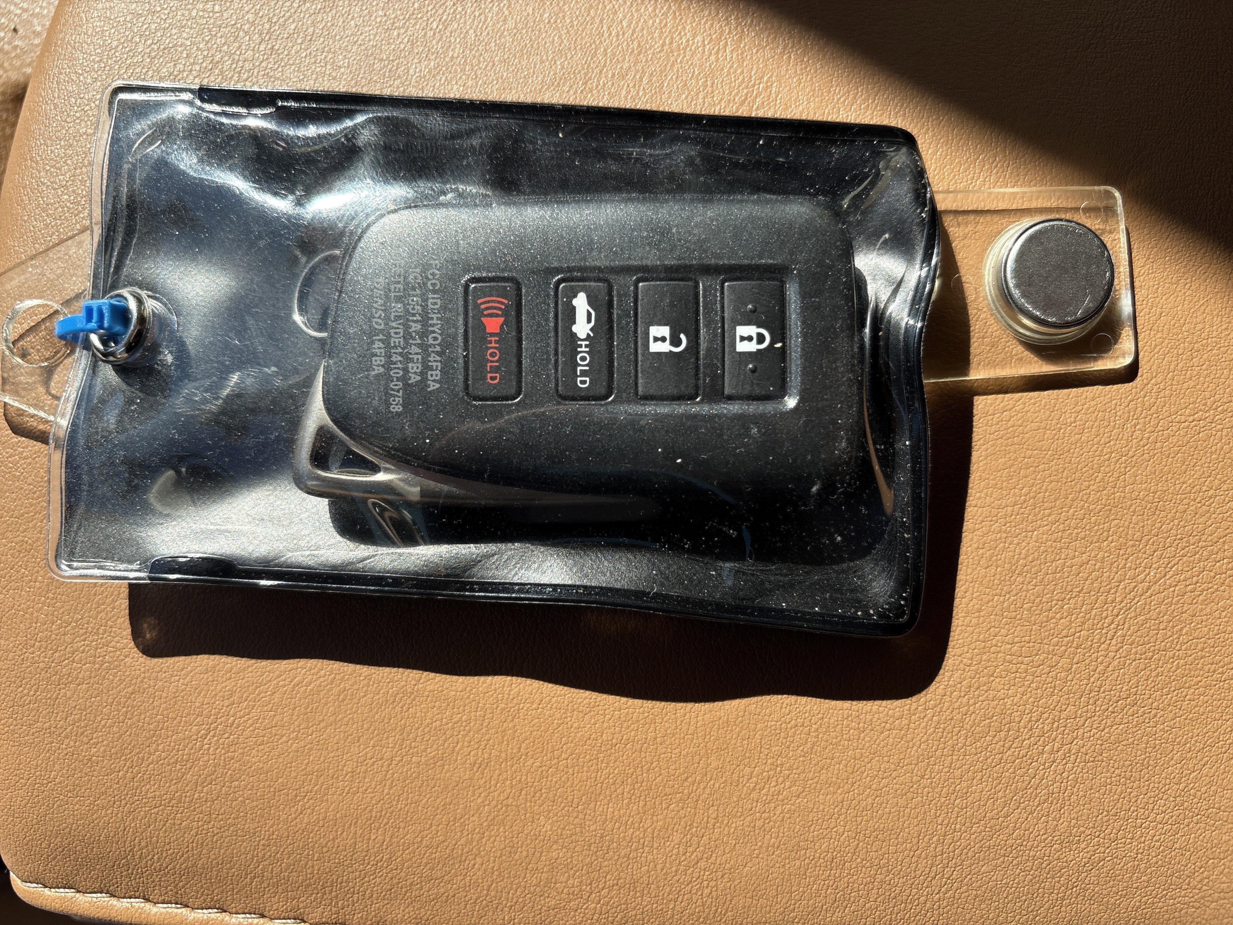 Used 2016 Lexus ES 300h w/ Luxury Package w/Wood Trim image 36