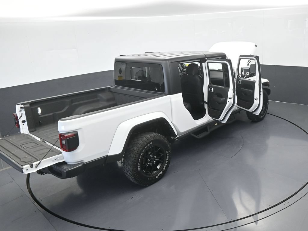 Used 2024 Jeep Gladiator Sport AWD/4WD image 62