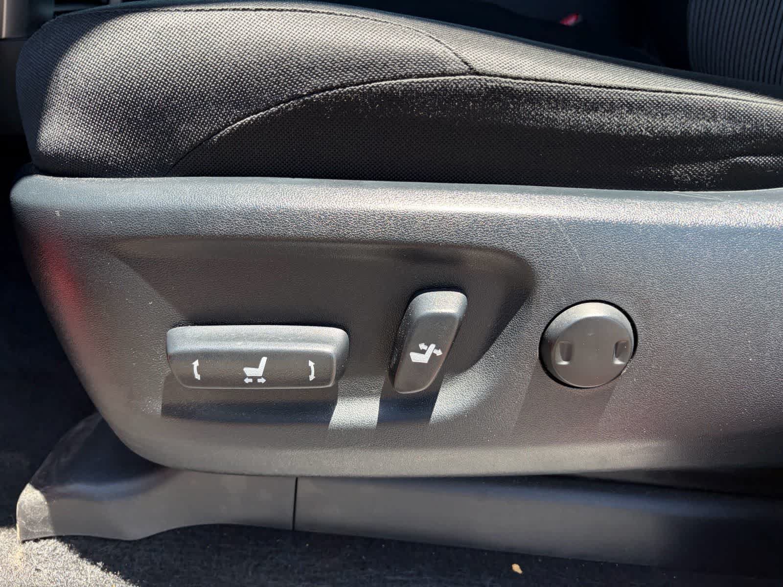 Used 2024 Toyota 4Runner SR5 RWD image 9