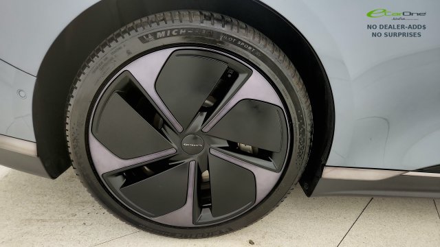 Used 2025 Lucid Air Pure RWD image 80