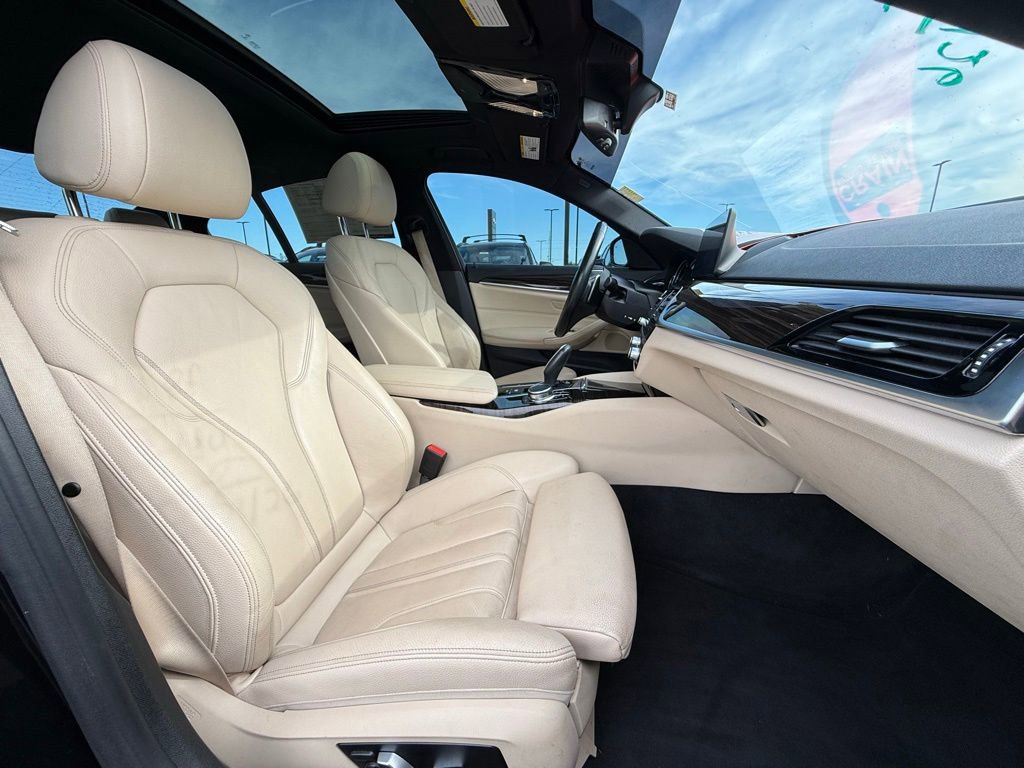 Used 2018 BMW 530i xDrive AWD/4WD image 25