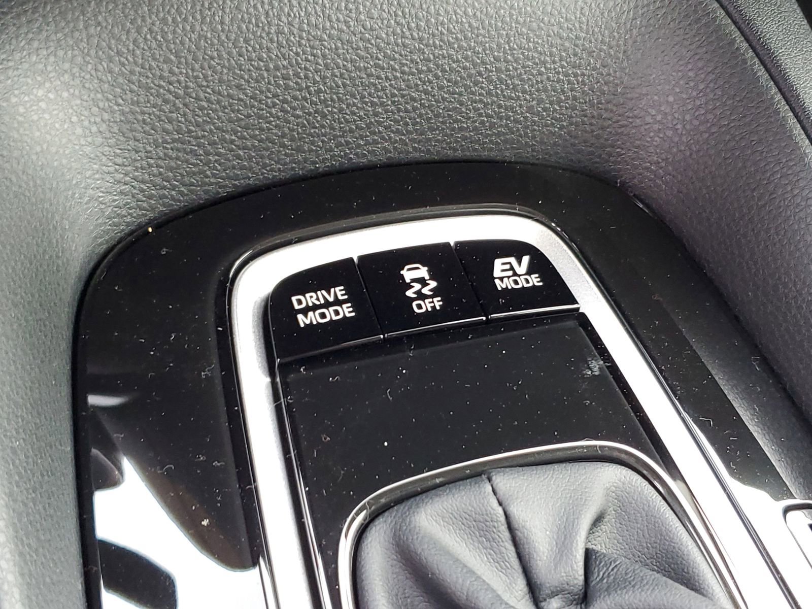 New 2026 Toyota Corolla LE FWD image 30