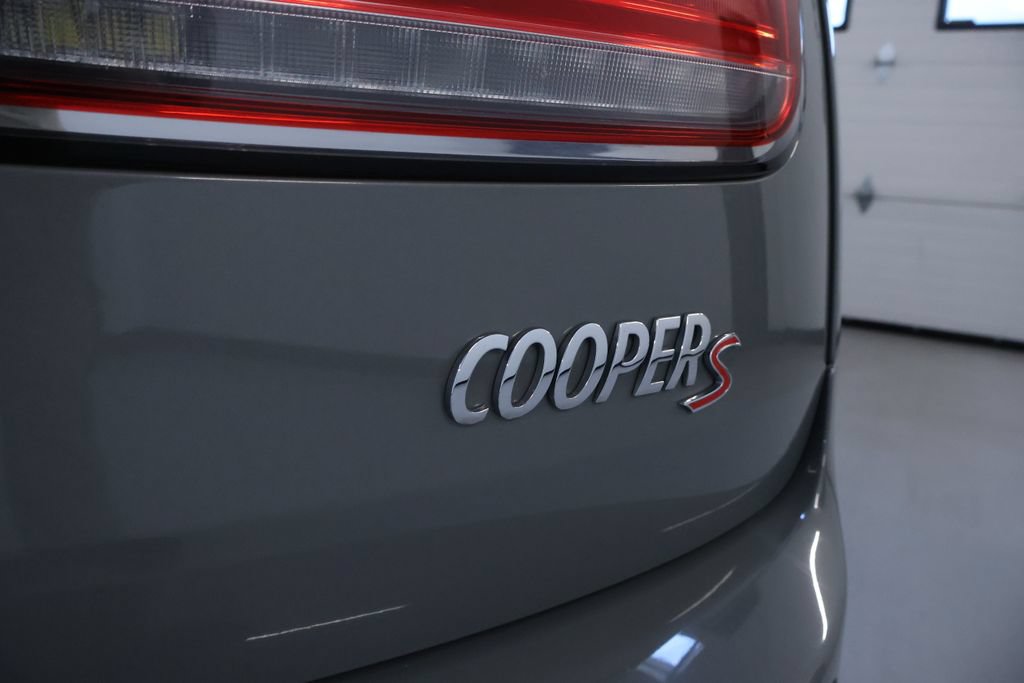 Used 2022 MINI Cooper Clubman S AWD/4WD image 11