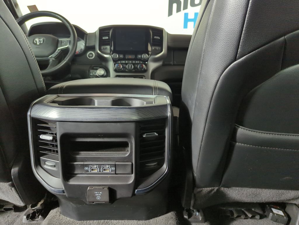 Used 2024 RAM 1500 Laramie image 30