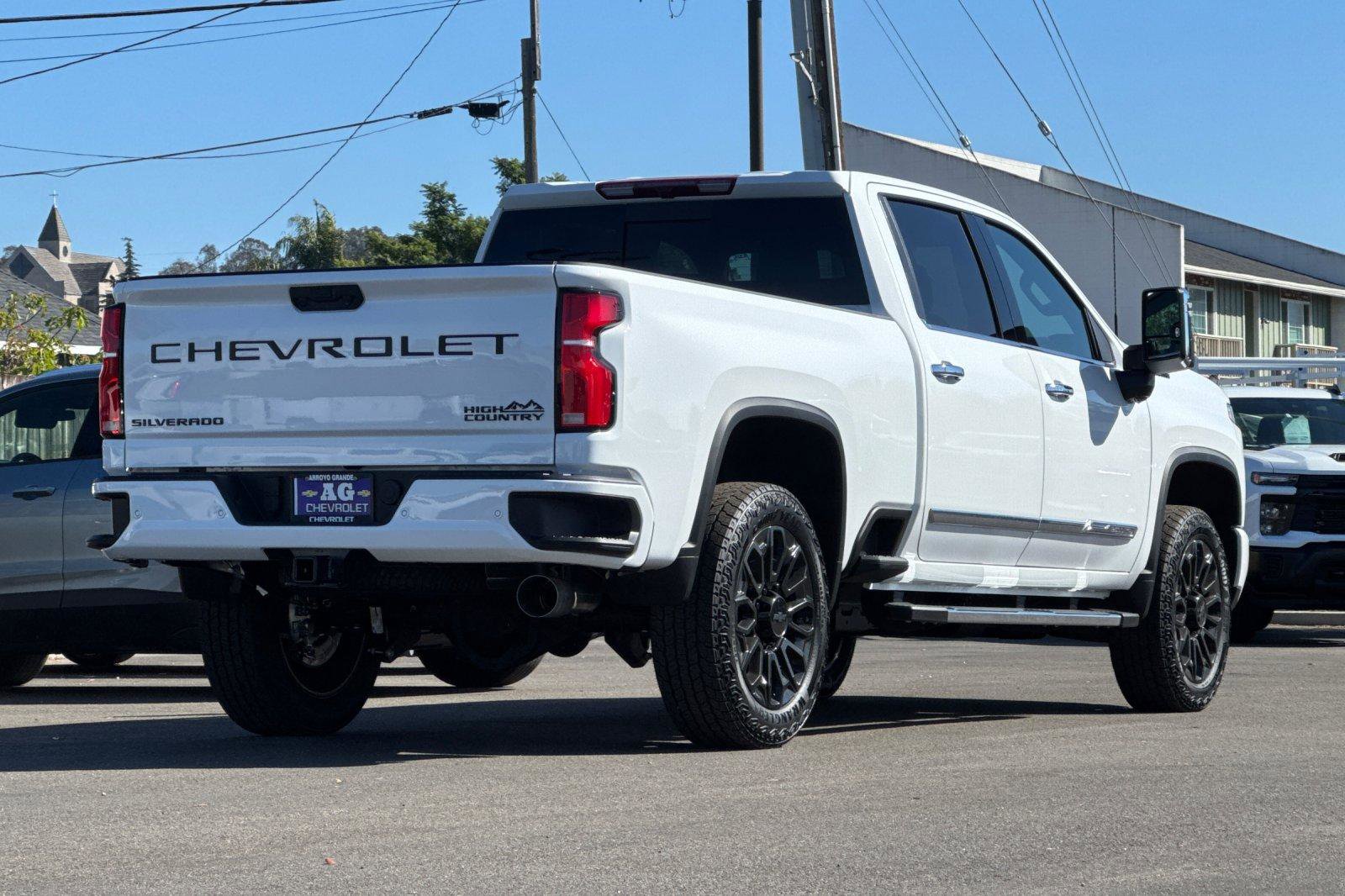 New 2026 Chevrolet Silverado 2500 High Country w/ LPO, Dark Essentials Package image 4