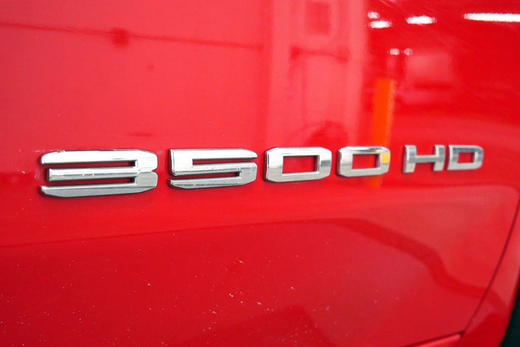 Used 2021 GMC Sierra 3500 4x4 Crew Cab w/ Convenience Package image 9
