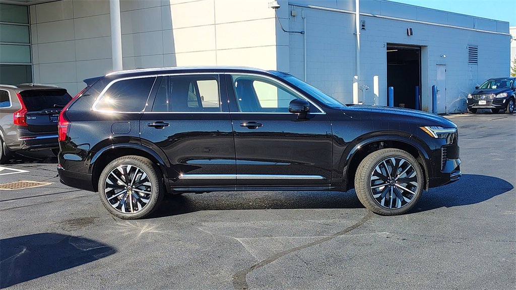 New 2026 Volvo XC90 B6 Plus image 2