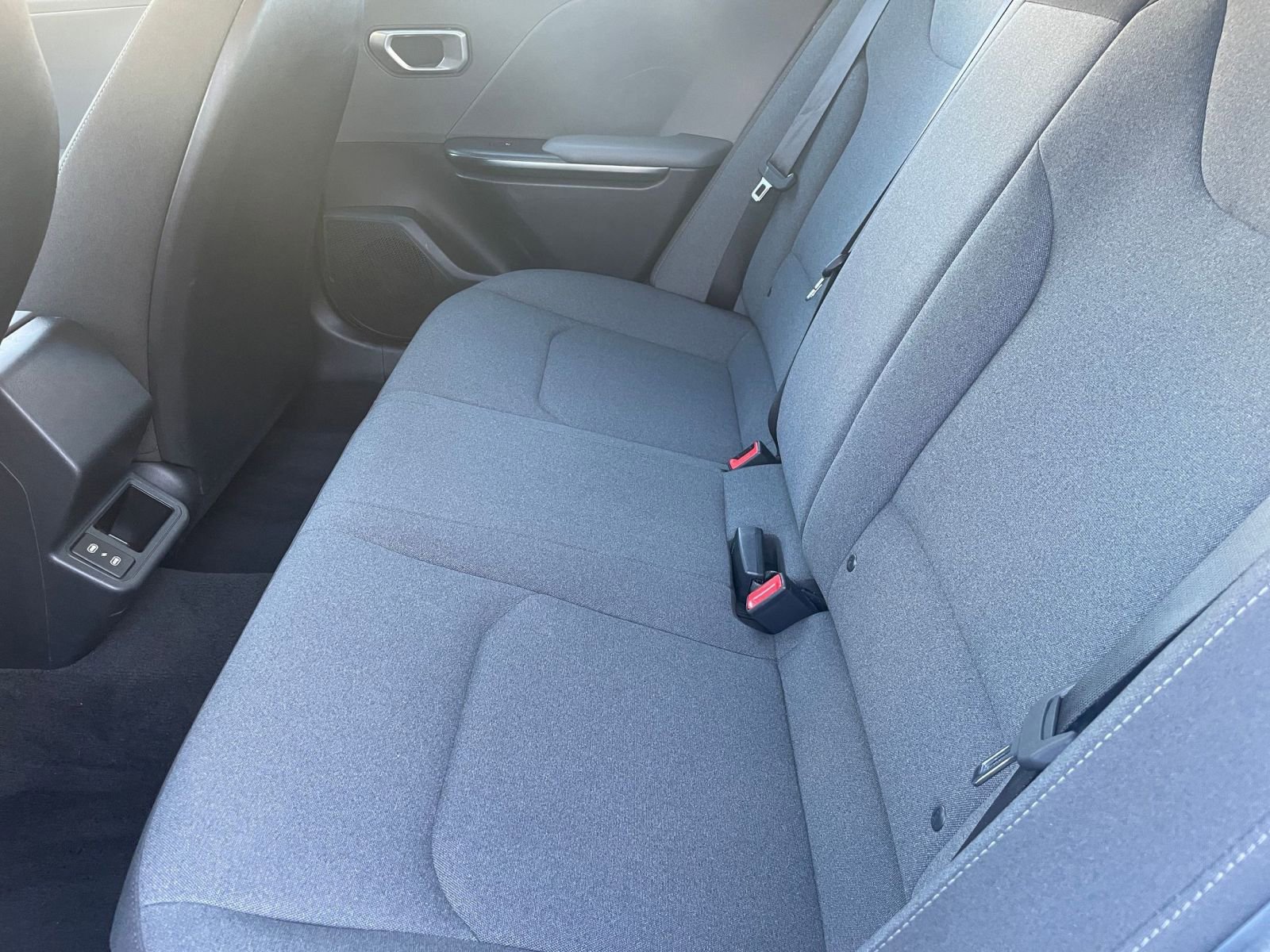 Used 2025 Kia K4 LXS image 25