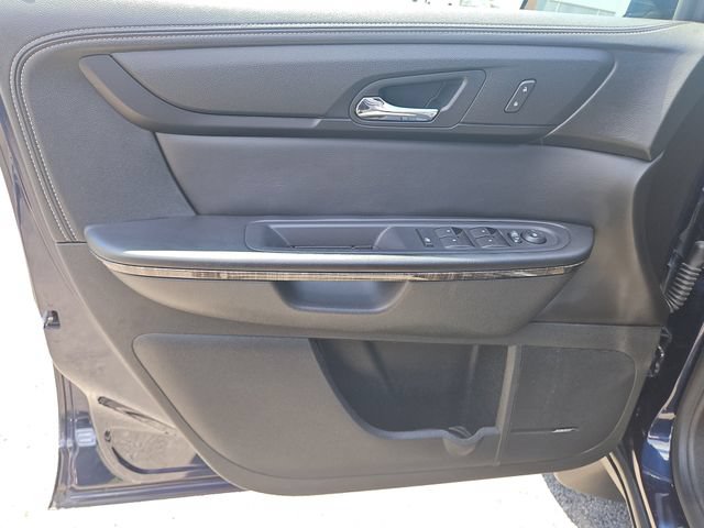 Used 2015 GMC Acadia SLT w/ Open Road Package FWD image 16