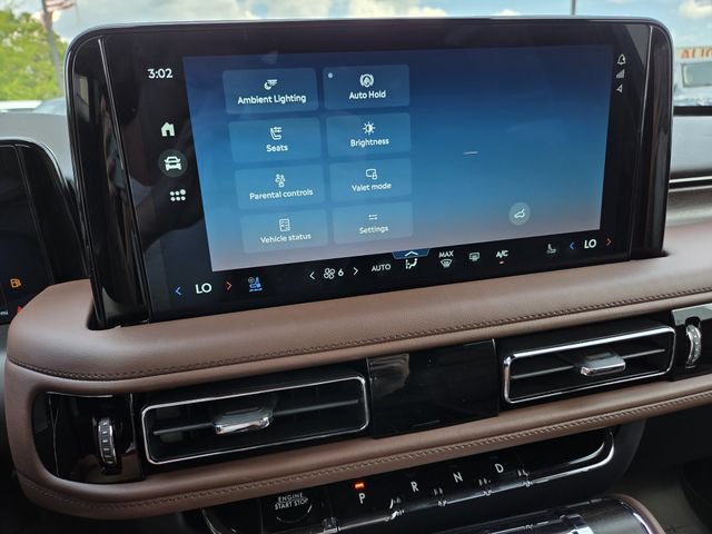 New 2026 Lincoln Aviator Reserve w/ Luxury Package RWD image 8