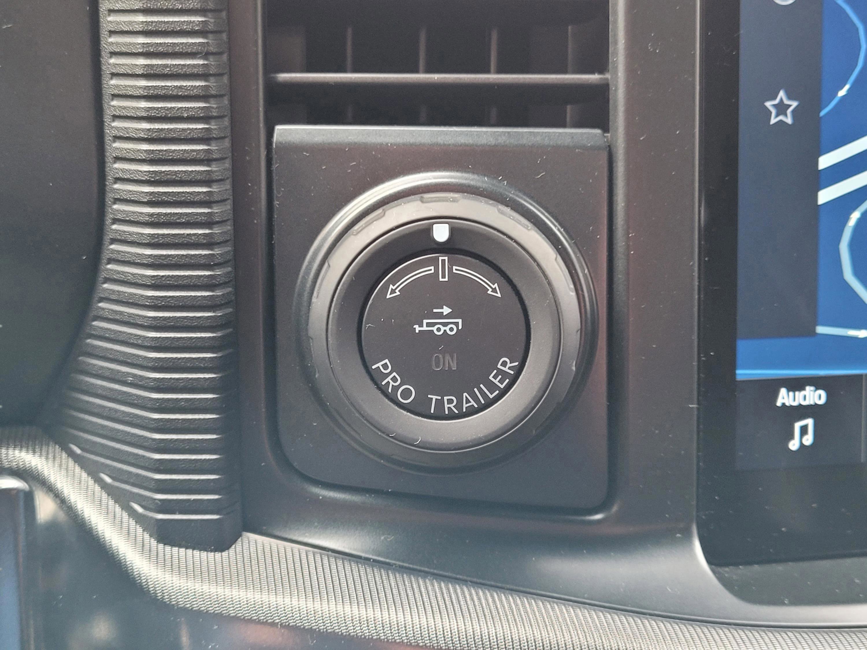 Used 2025 Ford F150 Raptor image 35