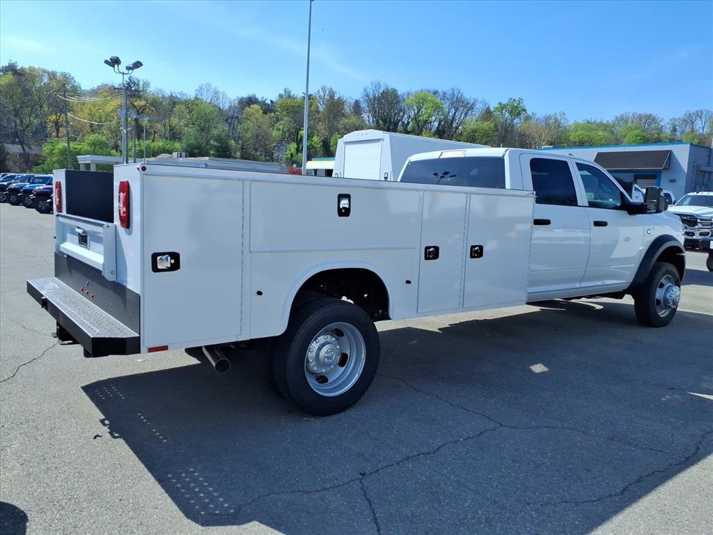 New 2026 RAM 5500 Tradesman image 2