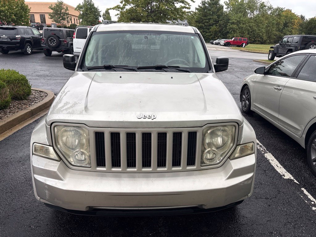 Used 2008 Jeep Liberty Sport w/ Popular Equipment Group AWD/4WD image 2