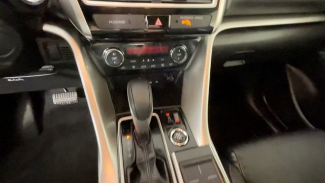 Used 2020 Mitsubishi Eclipse Cross SEL AWD/4WD image 32