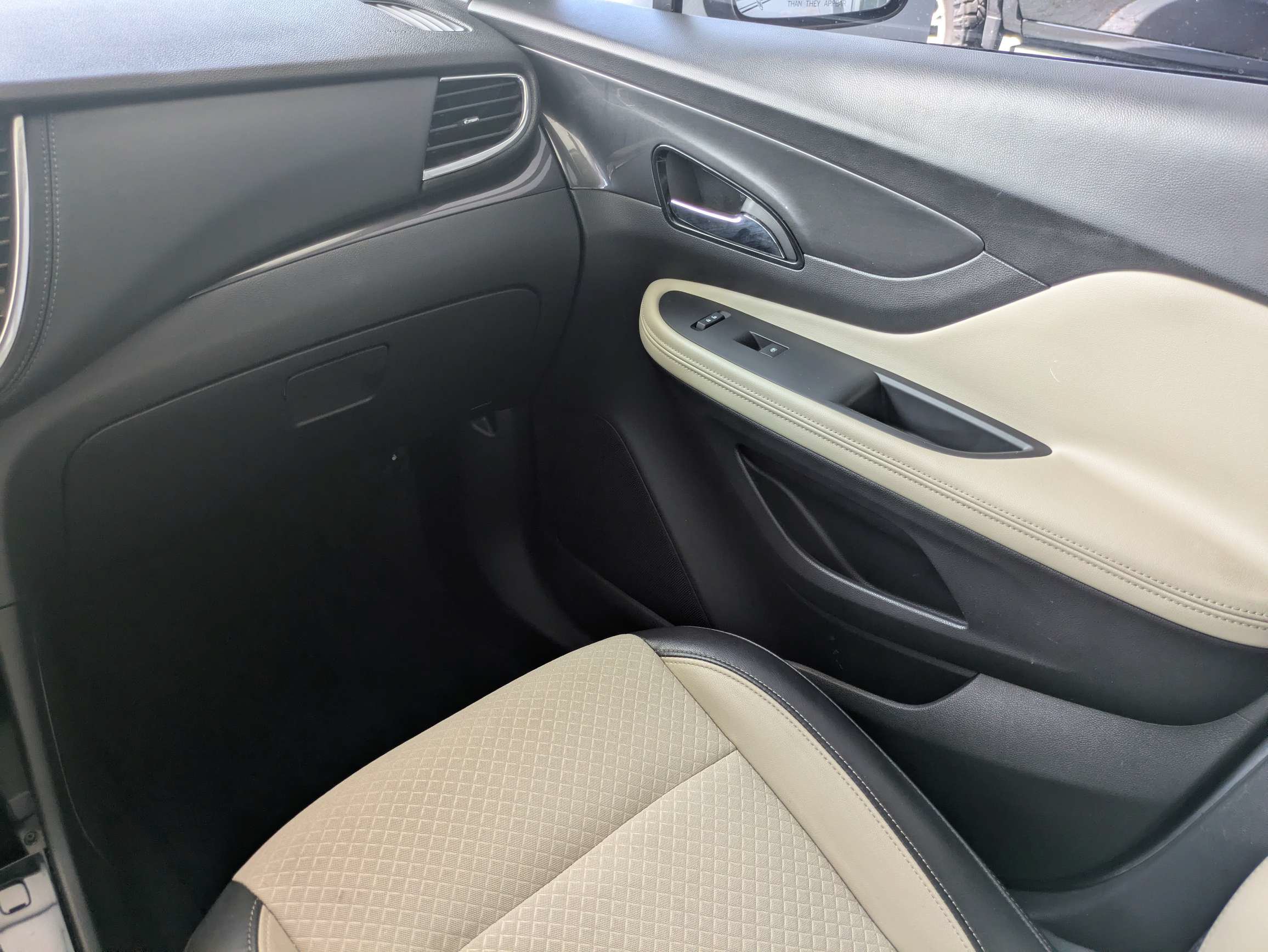 Used 2018 Buick Encore Preferred FWD image 10