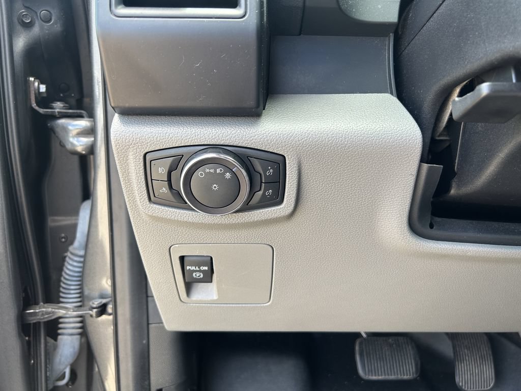 Used 2018 Ford F150 XL w/ Equipment Group 101A Mid AWD/4WD image 25