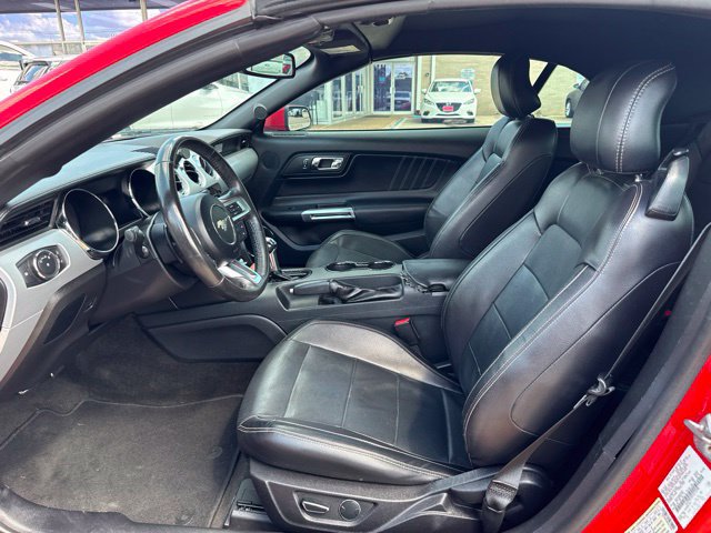 Used 2017 Ford Mustang GT Premium RWD image 6