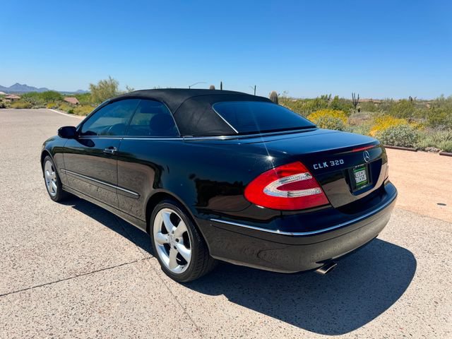 Used 2005 Mercedes-Benz CLK 320 Cabriolet image 4