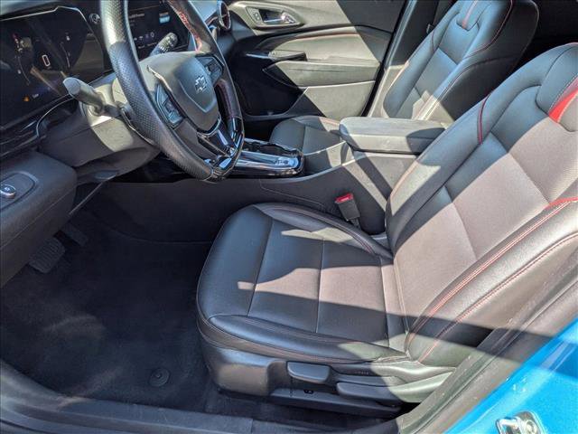 Used 2025 Chevrolet Trax RS w/ Driver Confidence Package FWD image 15