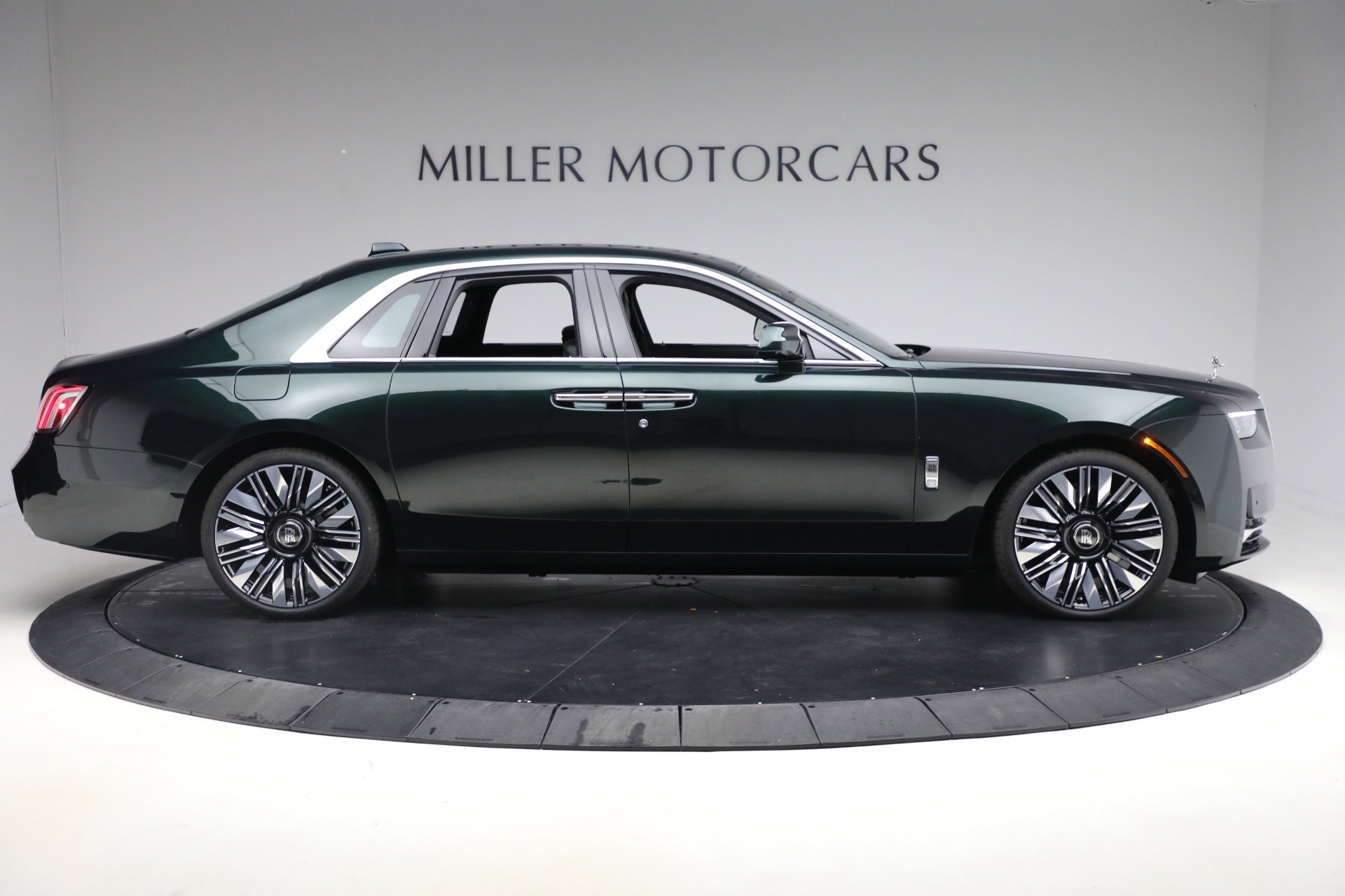 New 2026 Rolls-Royce Ghost image 3