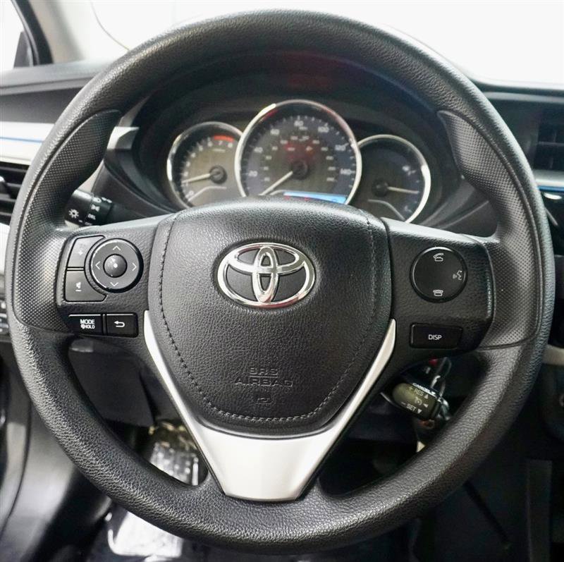 Used 2016 Toyota Corolla LE FWD image 11
