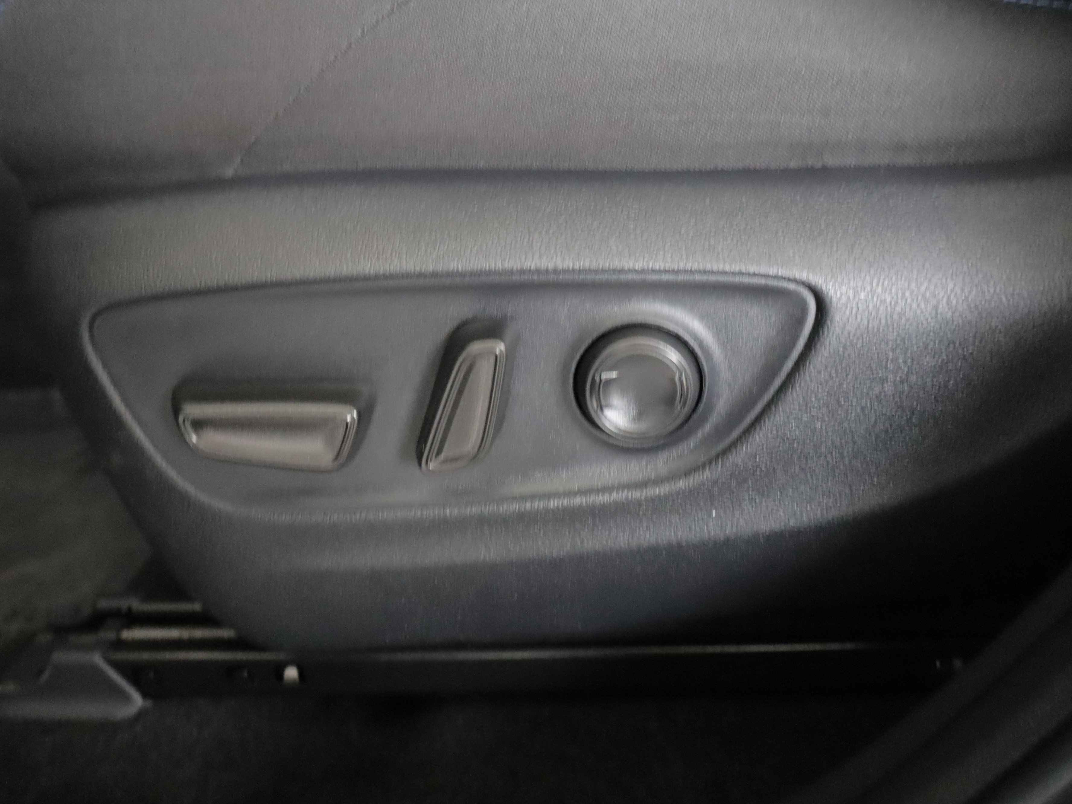 Used 2024 Toyota RAV4 SE w/ Weather Package AWD/4WD image 12