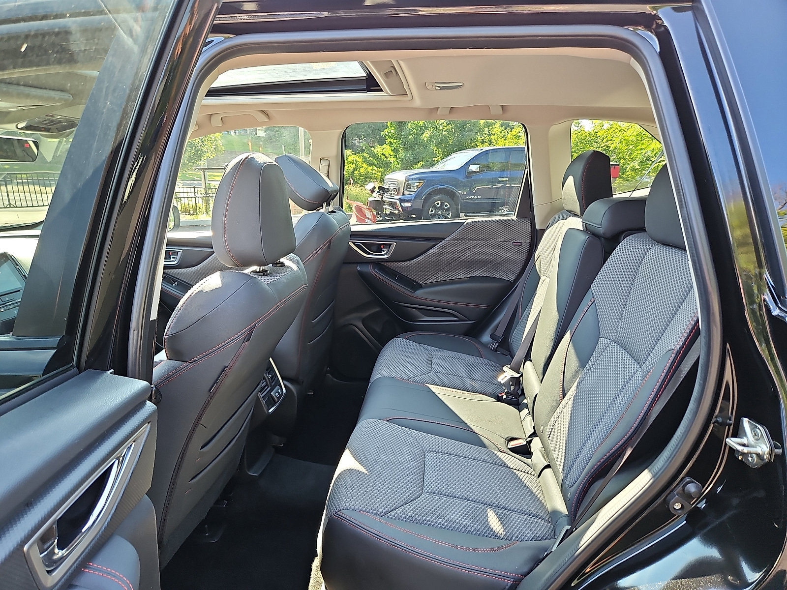 Used 2020 Subaru Forester Sport AWD/4WD image 10