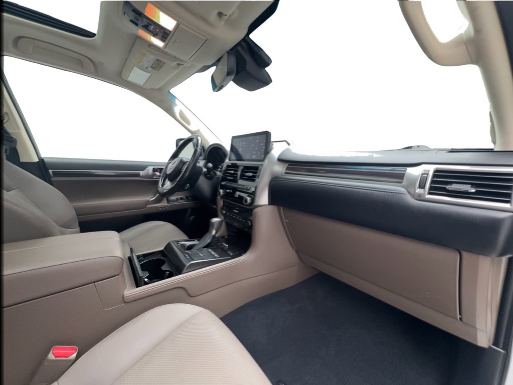 Used 2022 Lexus GX 460 Premium w/ Premium Plus Package AWD/4WD image 32