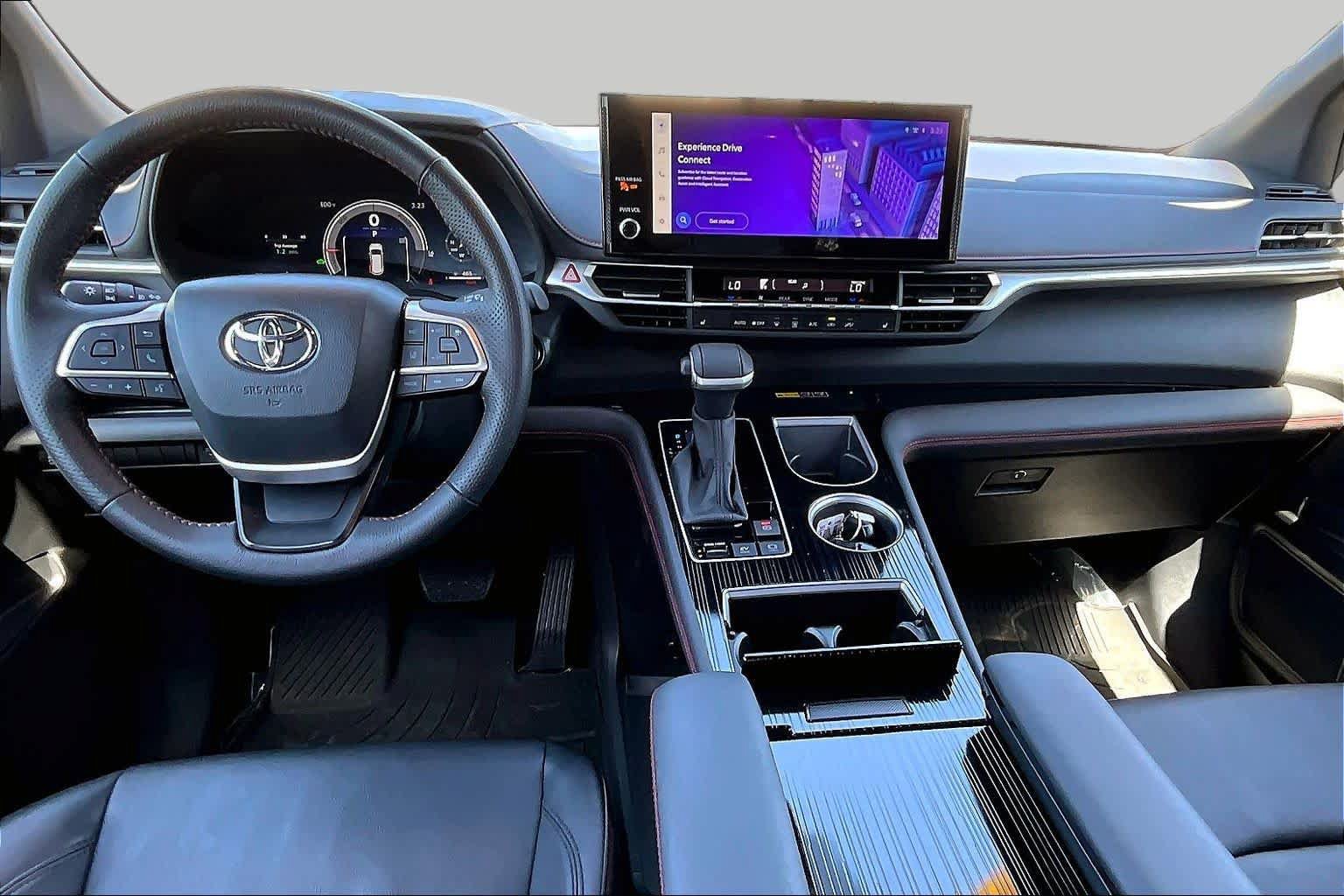 Certified 2025 Toyota Sienna XSE AWD/4WD image 15