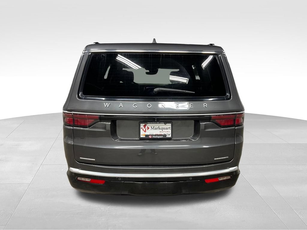 Used 2022 Jeep Wagoneer Series III w/ Flexible Seating Group AWD/4WD image 8