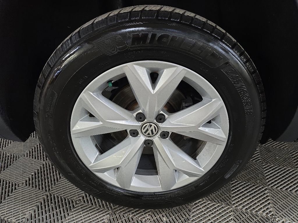 Used 2018 Volkswagen Atlas SEL AWD/4WD image 14
