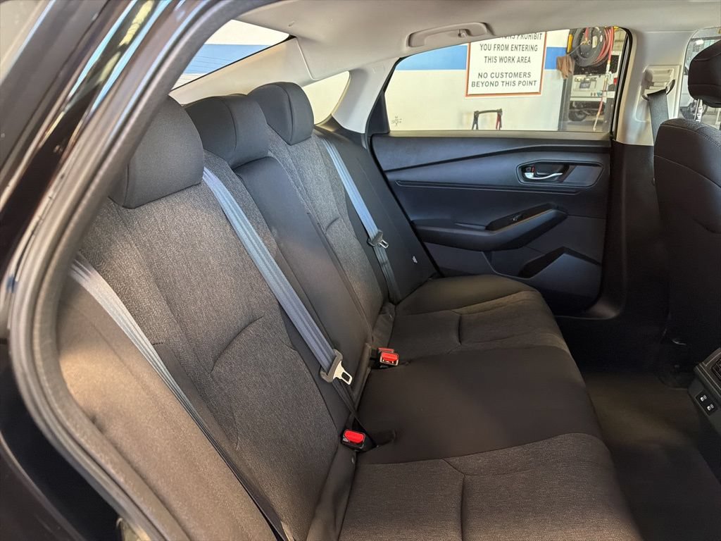 Certified 2025 Honda Accord SE image 29
