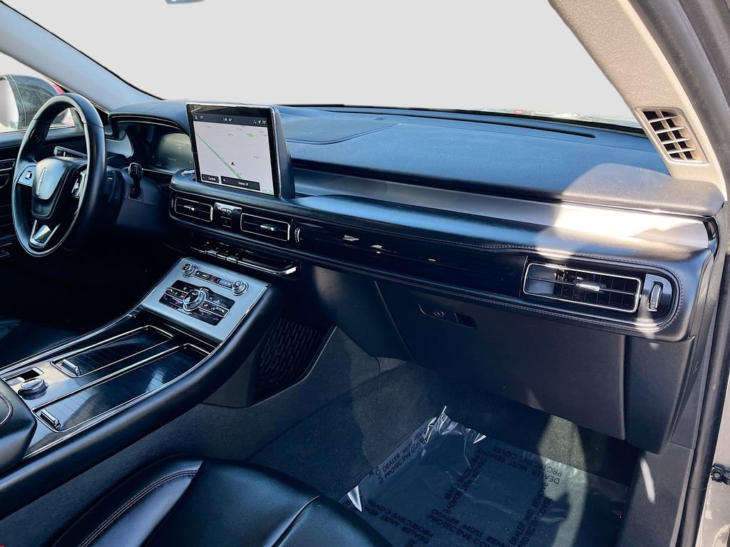 Used 2023 Lincoln Aviator AWD image 30