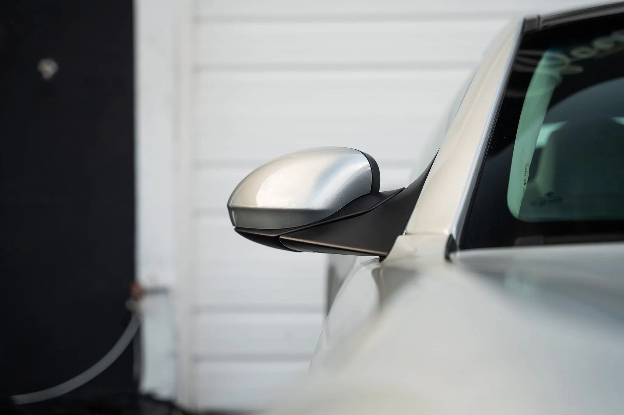 Used 2012 Fisker Karma EcoChic RWD image 45