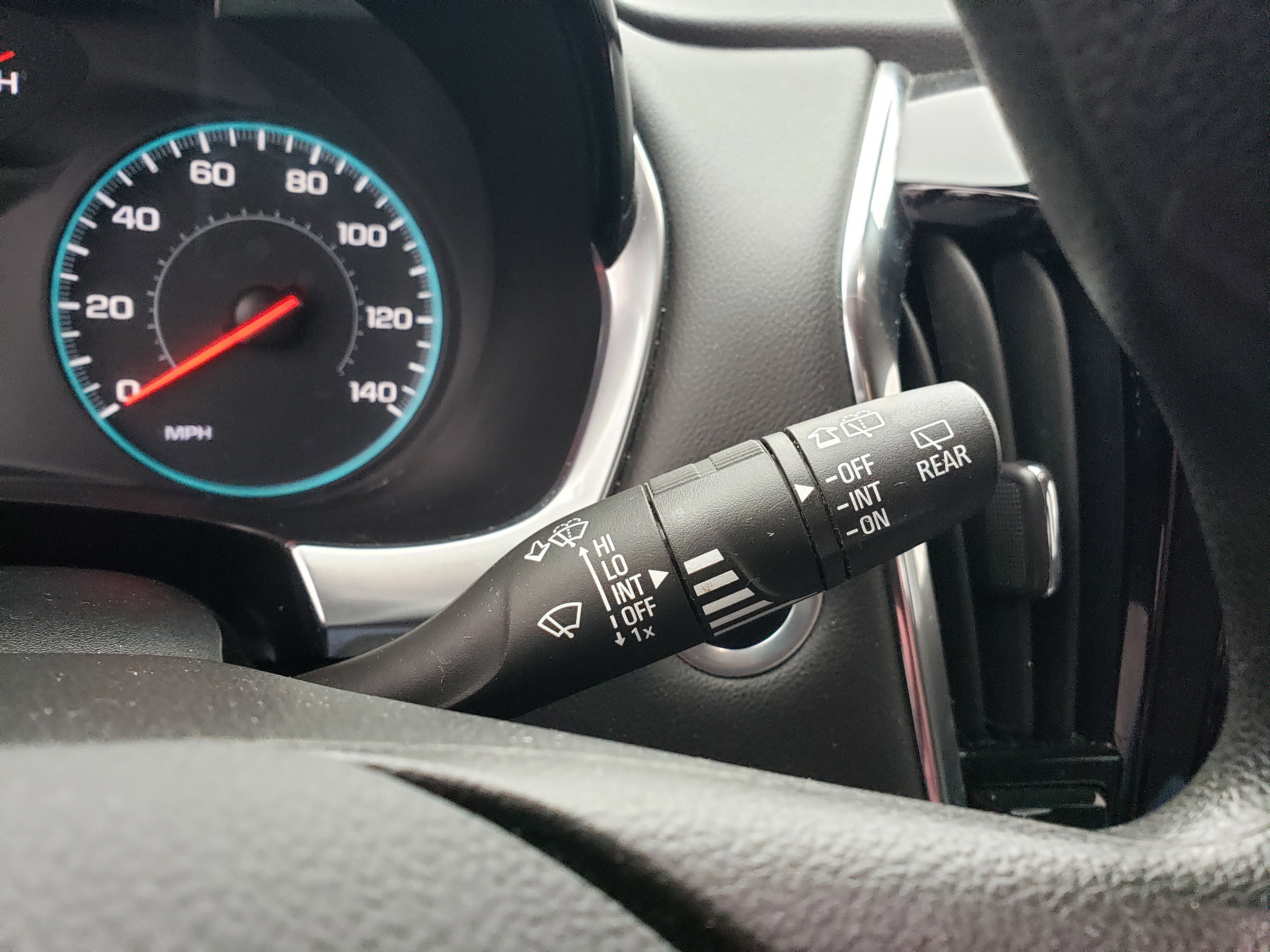 Used 2020 Chevrolet Traverse LS image 17