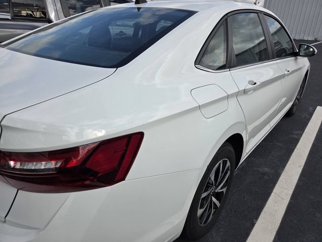 Used 2024 Volkswagen Jetta S FWD image 8