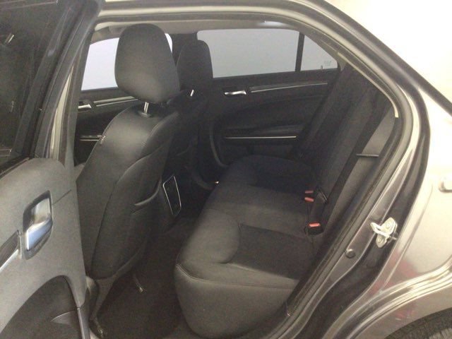 Used 2021 Chrysler 300 Touring RWD image 12