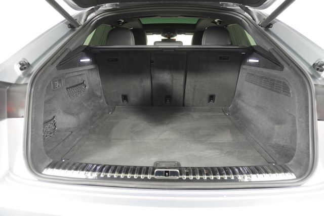 Used 2021 Audi Q8 Prestige w/ Prestige Package image 37
