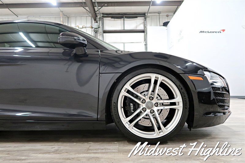 Used 2008 Audi R8 V8 image 27